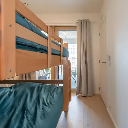 Serendipity - New 2 With Free Parking Apartament