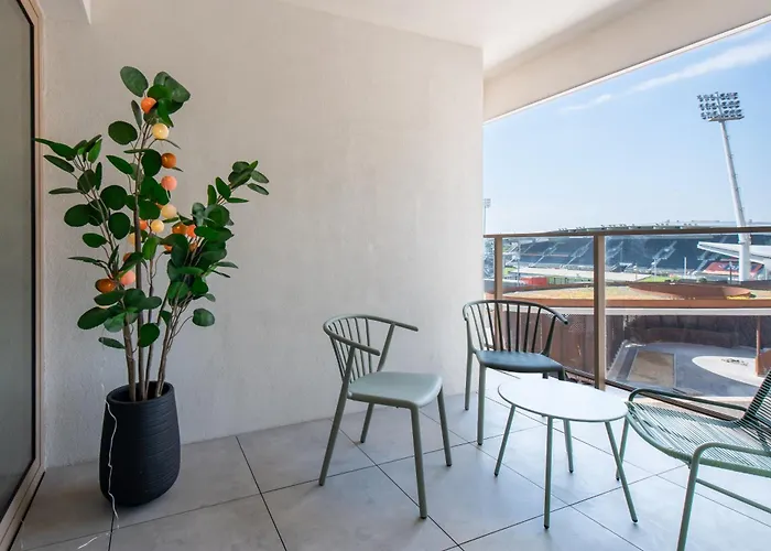 Serendipity - New 2 With Free Parking Oostende